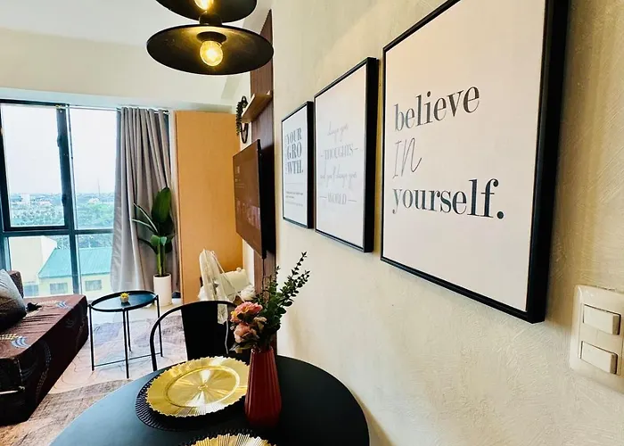Cozy Modern Walk To Venice Grand Canal * Manila